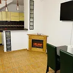 Casa Cu Balcon Brassó