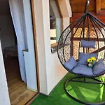Casa Cu Balcon * Brassó
