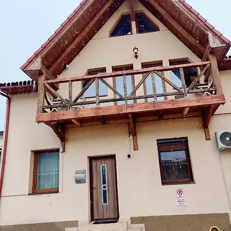 Lägenhet Casa Cu Balcon *