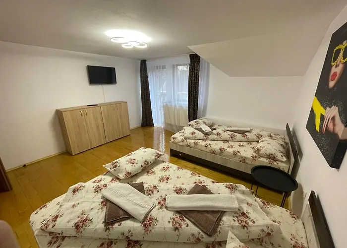 Casa Cu Balcon * Brasov